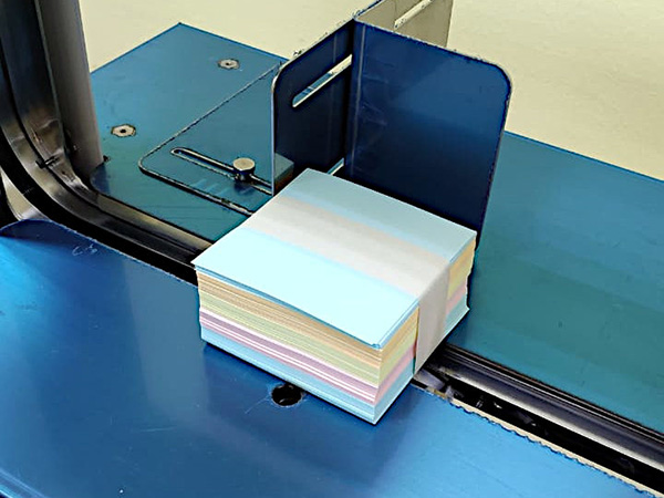 Обандероливающая машина AG 02 (460 х 200)
