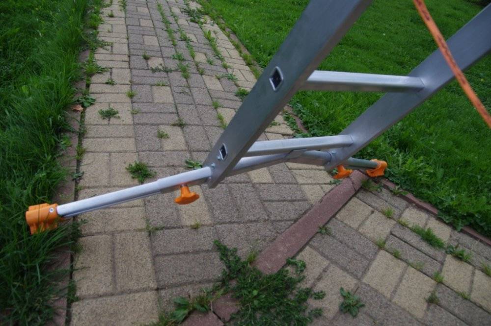 Трехсекционная лестница Ювелир Плюс 3х11